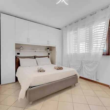 Apartment Pran27 -crescenzago - - Large - Bright - Milan